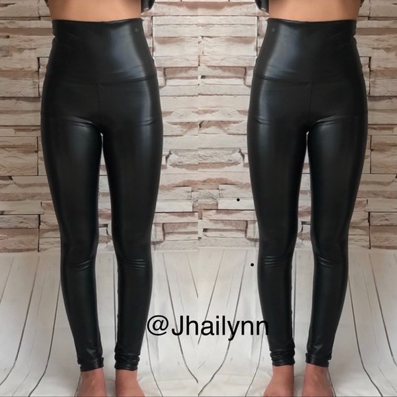 Black High waisted faux leather leggings - Picture 8 of 9